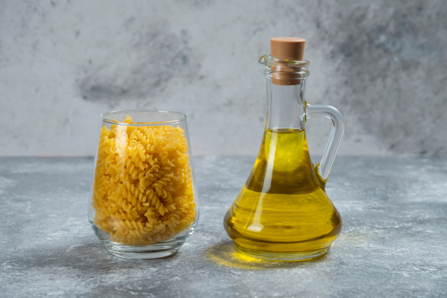 edible oil - freepik